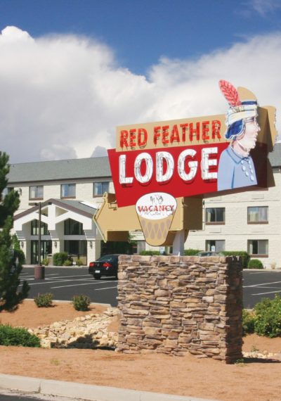 Red_Feather_Lodge